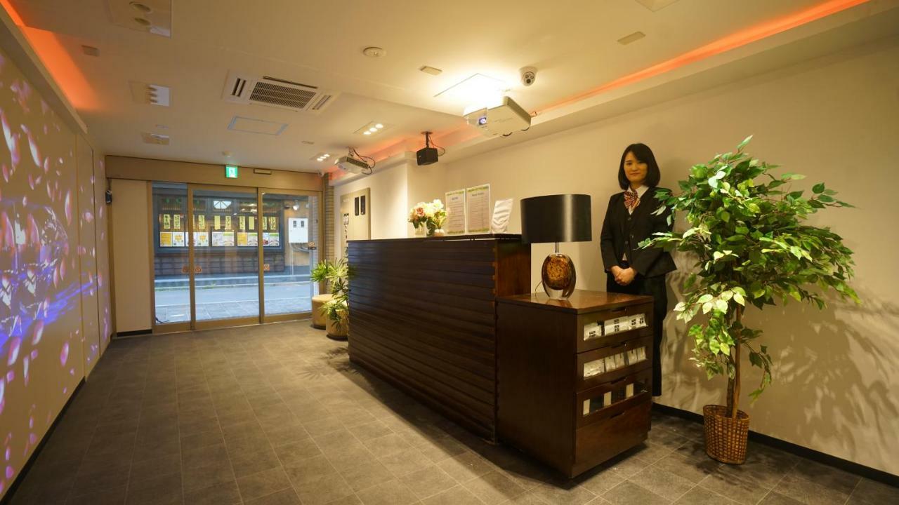 Le Tour Hotel Akihabara Ekimae 楽途ホテル秋葉原駅前店 Tokyo prefektur Exteriör bild