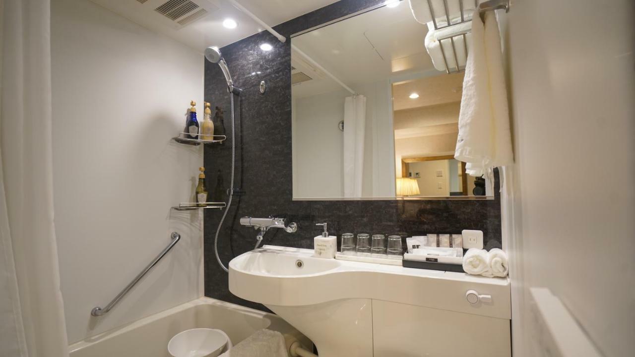 Le Tour Hotel Akihabara Ekimae 楽途ホテル秋葉原駅前店 Tokyo prefektur Exteriör bild